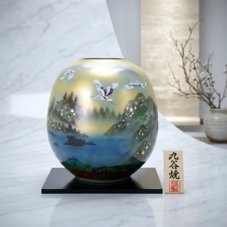 九谷名瓷：金輝鶴舞與晨曦之詩